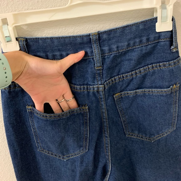 Jeans - Picture 4 of 4